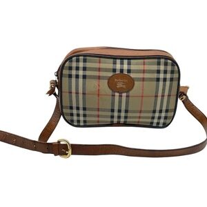 Auth Burberrys Nova Check Canvas
Leather Beige Shoulder Bag